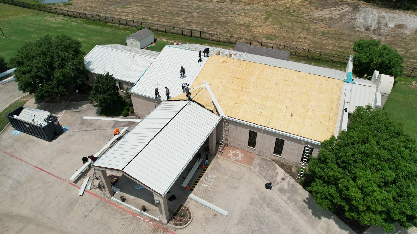 Completed commercial roofing project by Select Roofing